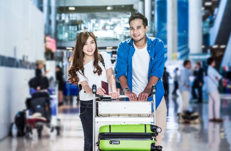 Skip the Christmas chaos with GCash: 3 hacks for stress-free holiday travel