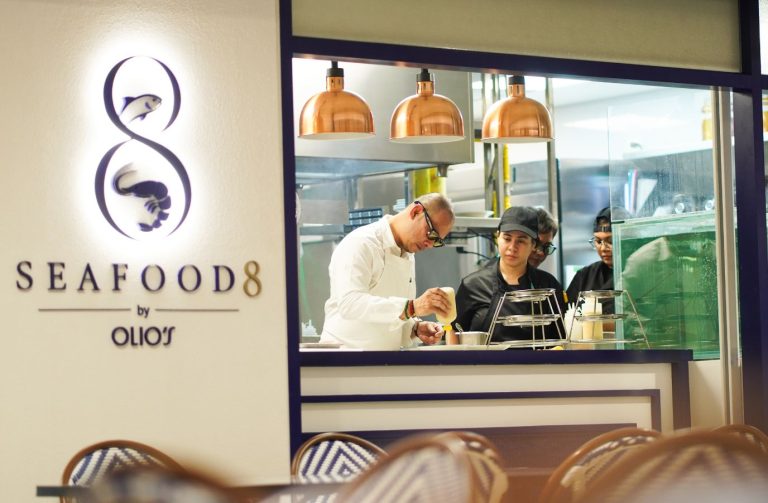 Seafood 8 by Olio’s brings Australia-based Pinoy chef Oli Buenviaje’s first Philippine restaurant to Gateway Mall 2